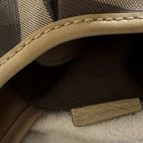 Burberry Cream and Brown Shoulder Bag with Classic‎ Plaid Design excellent cond - Picture 11 of 14